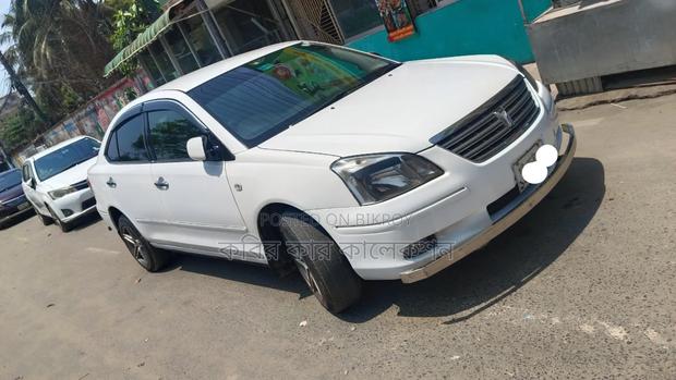 Toyota Premio 2005 White