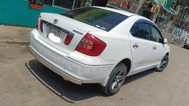 Toyota Premio 2005 White