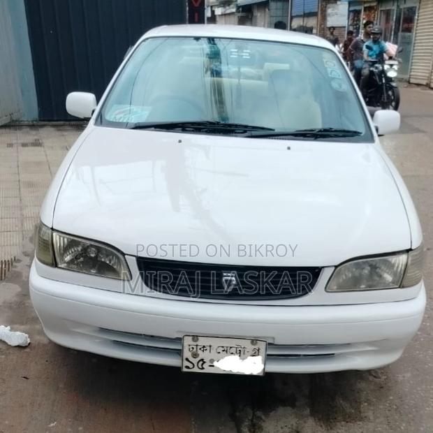Toyota Corolla Sedan Automatic 1997 White