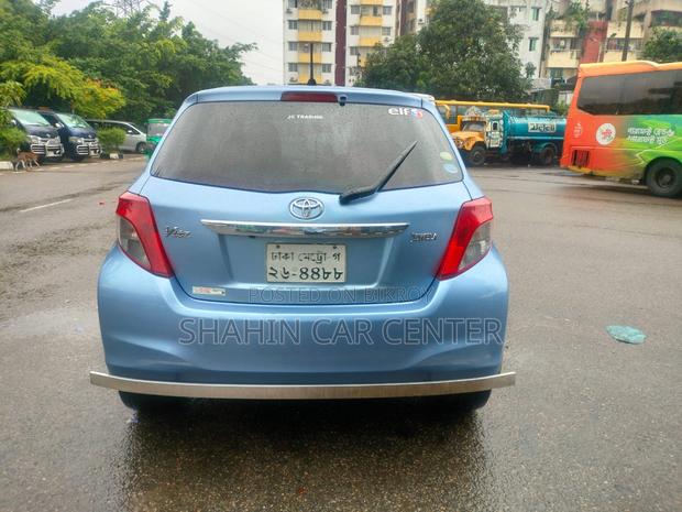 Toyota Vitz 1.3 AWD 3dr 2011 Blue