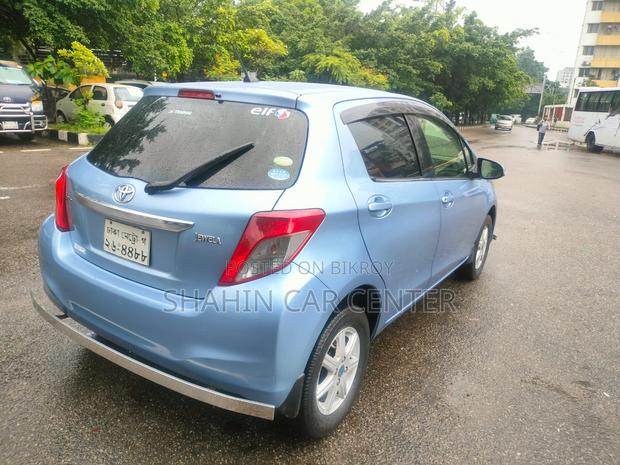 Toyota Vitz 1.3 AWD 3dr 2011 Blue