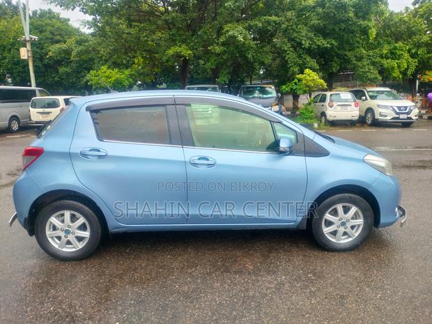 Toyota Vitz 1.3 AWD 3dr 2011 Blue