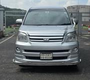Toyota Noah 2005 Silver for sale