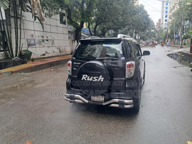 Toyota Rush 1.5 AWD 2011 Black