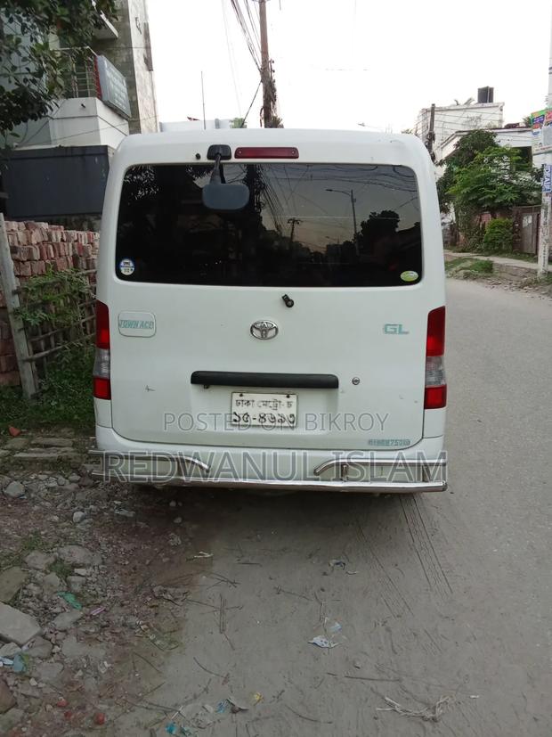 Toyota TownAce 2009 White