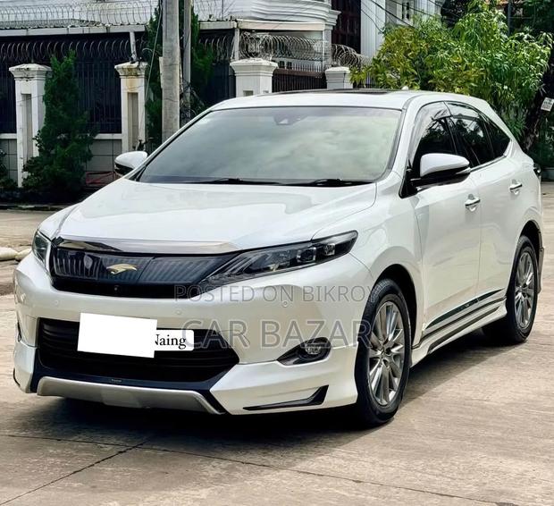 Toyota Harrier 2.0 2014 Pearl