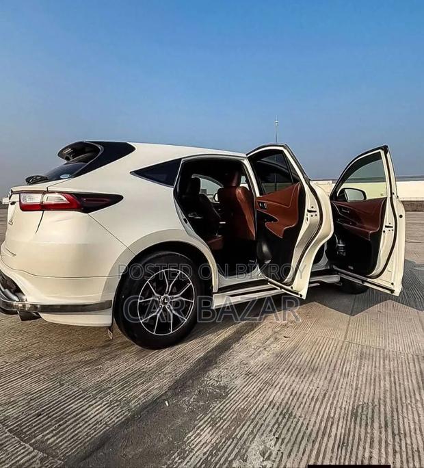 Toyota Harrier 2017 Pearl