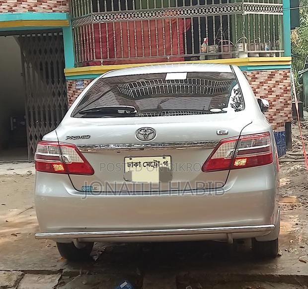 New Toyota Premio 2015 Silver