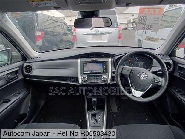 Toyota Corolla Fielder 1.5 Hybrid FWD 2021 Blue