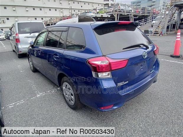Toyota Corolla Fielder 1.5 Hybrid FWD 2021 Blue
