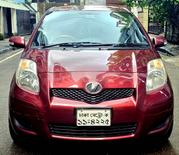 Toyota Vitz 1.0 FWD 5dr 2010 Maroon for sale