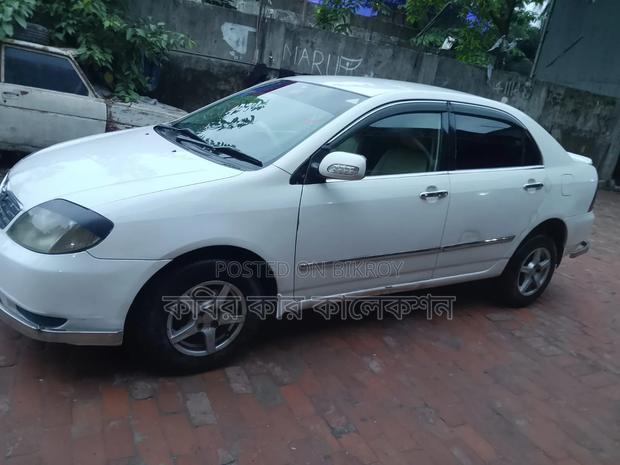 Toyota Corolla 2004 White