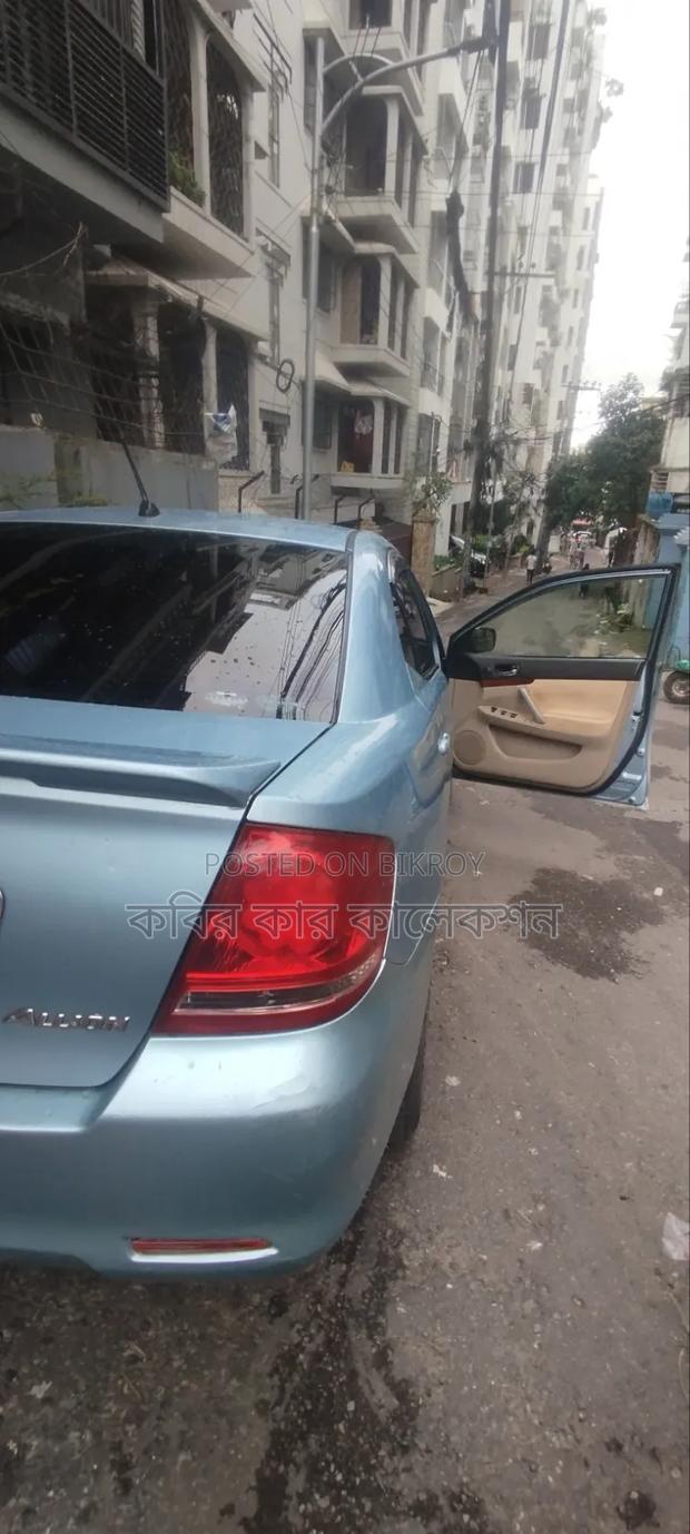 Toyota Allion 2004