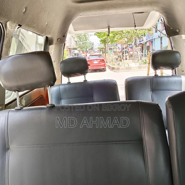 Toyota Noah 2003 Silver