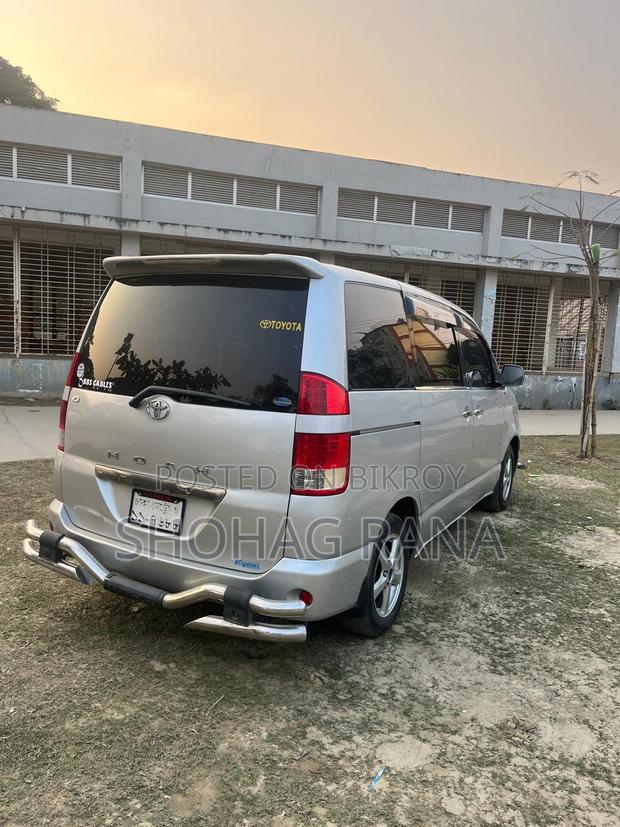 Toyota Noah 2.0 FWD (8 Seater) 2003 Silver