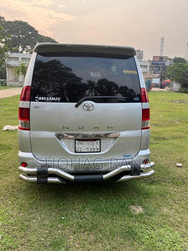Toyota Noah 2.0 FWD (8 Seater) 2003 Silver