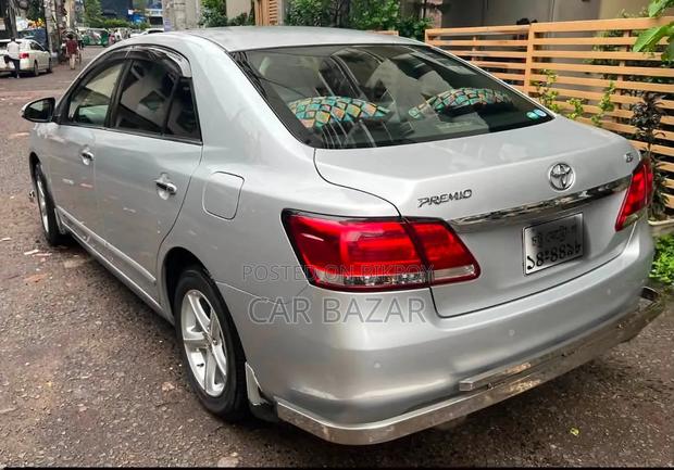 Toyota Premio 1.5 FWD 2018 Silver