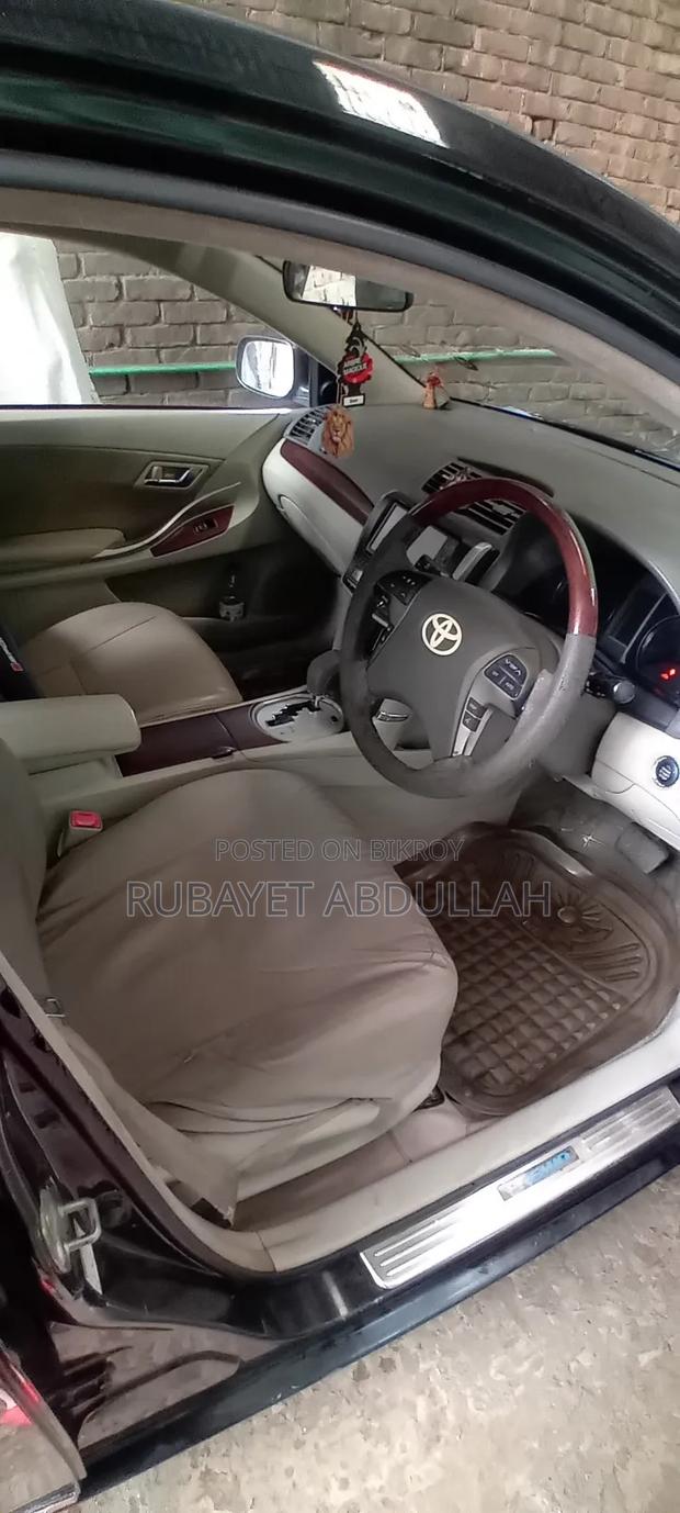 Toyota Premio 2011 Black