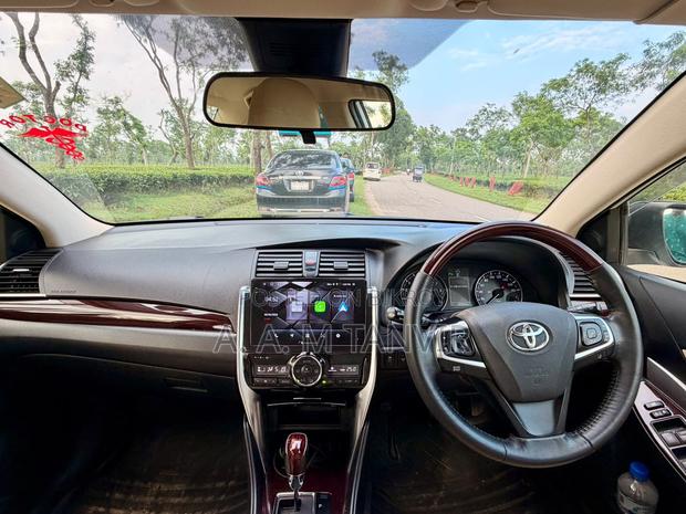 New Toyota Premio 1.5 FWD 2020 Pearl