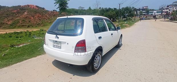 Toyota Starlet 1998 White