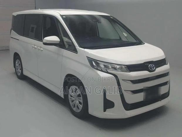 Toyota Noah 2022 Pearl