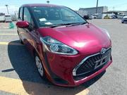Toyota Sienta 2021 Red for sale