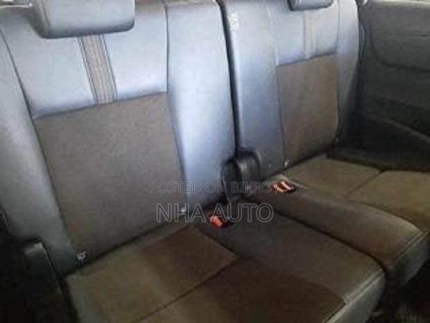 Toyota Sienta 2021 Pearl