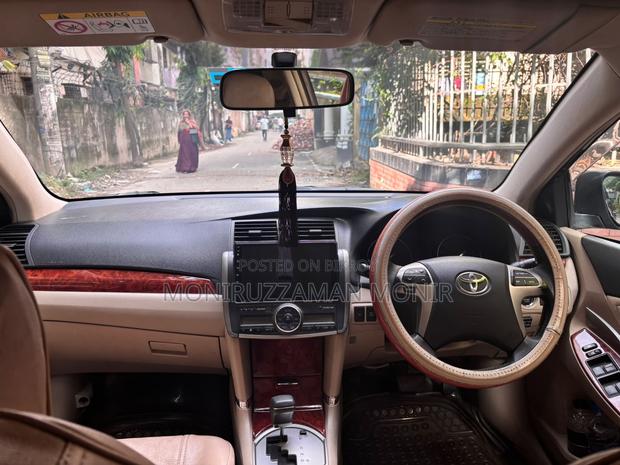 Toyota Premio 2014 Maroon