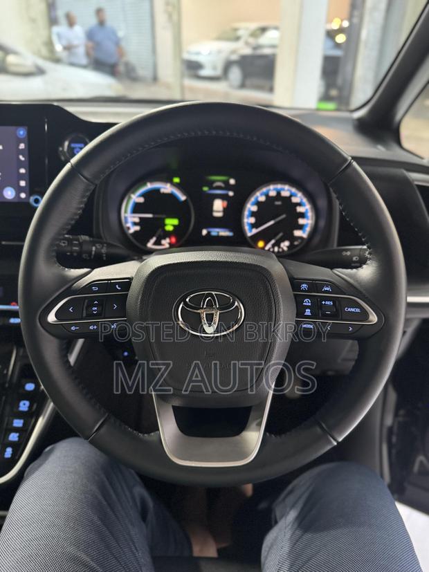 Toyota Voxy Hybrid S-G 2WD 7-Seater 2022 Black