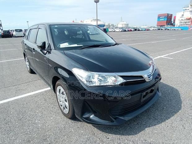 Toyota Corolla Fielder 2021 Black