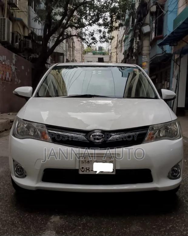 Toyota Corolla Fielder 2013 Off White
