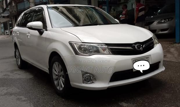 Toyota Corolla Fielder 2013 Off White
