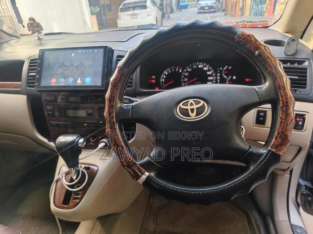 Toyota Corolla Spacio 2001 Gold