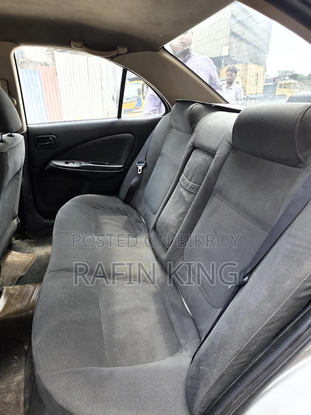 Nissan Sunny 2003 Silver