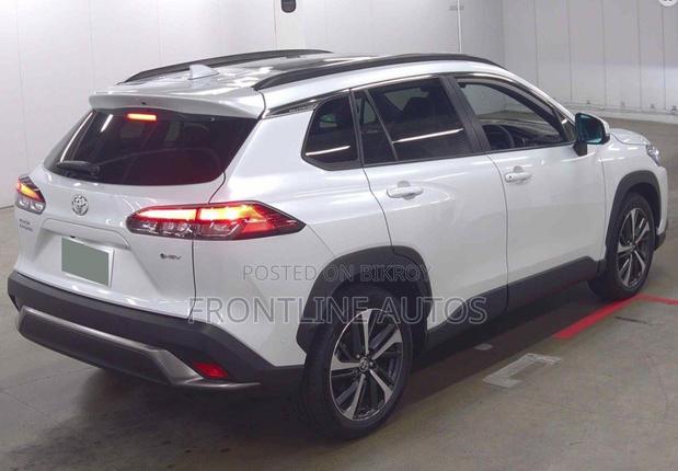 New Toyota Corolla Cross 2024 Pearl