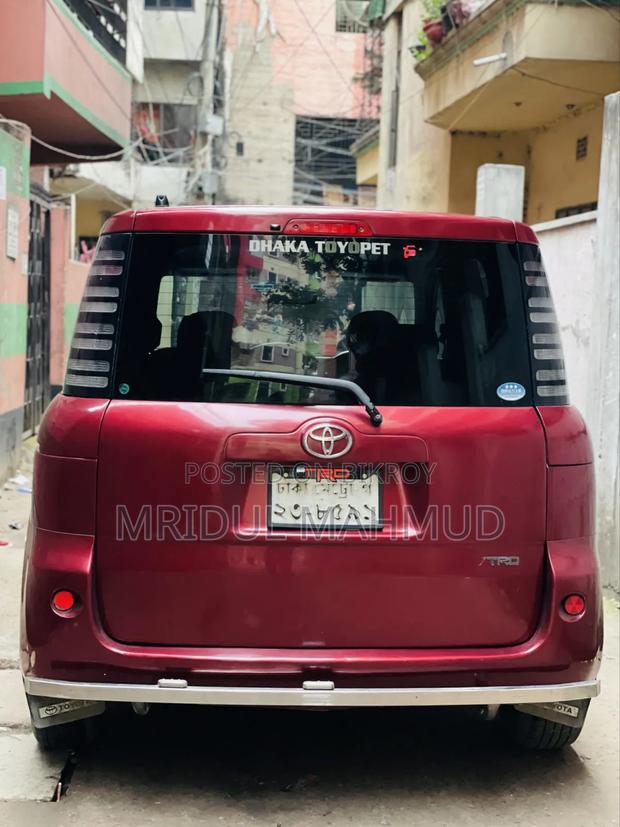 Toyota Sienta 2004 Maroon