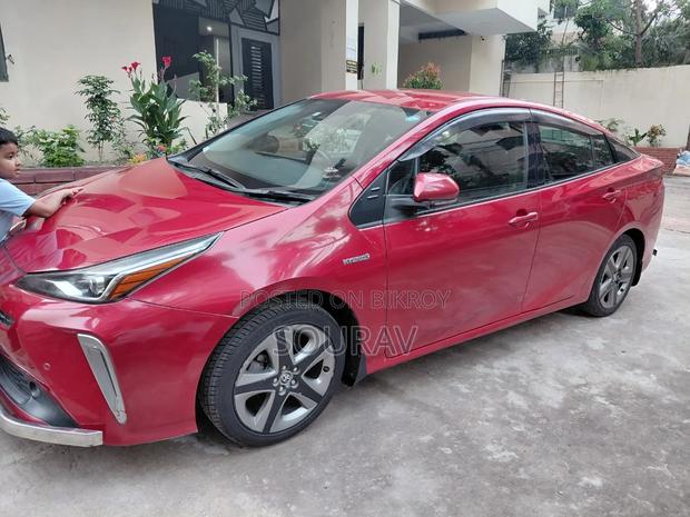 Toyota Prius 2019 Red