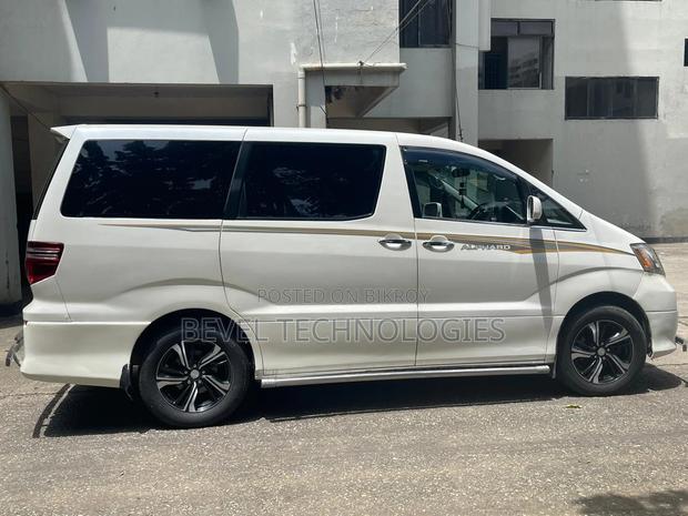 Toyota Alphard 2.4 Petrol AWD 2003 Pearl