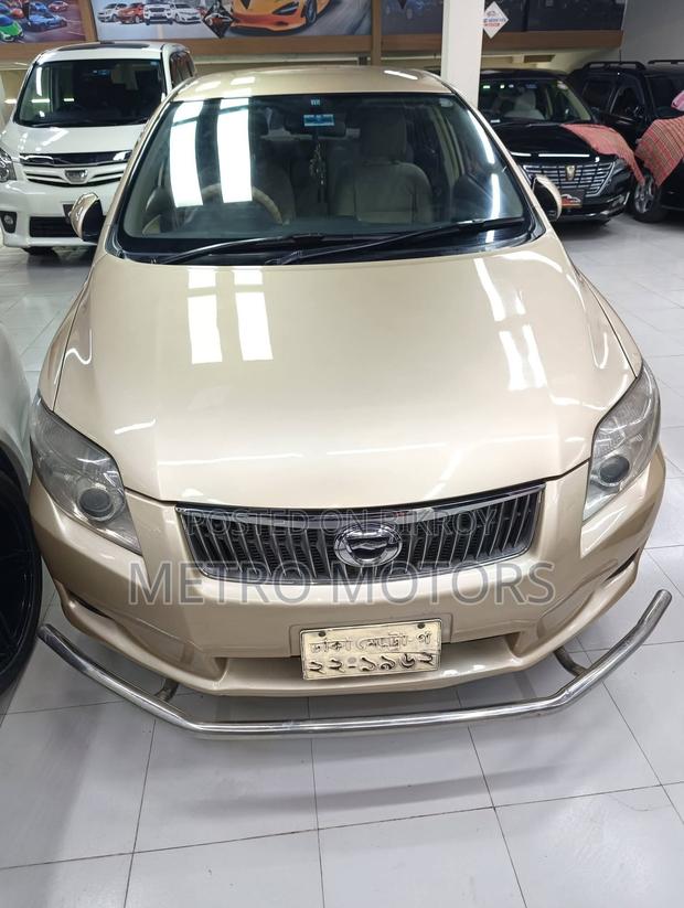 Toyota Axio 1.5 G 2WD 2011 Gold