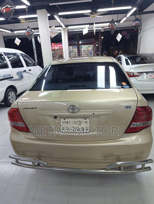 Toyota Axio 1.5 G 2WD 2011 Gold