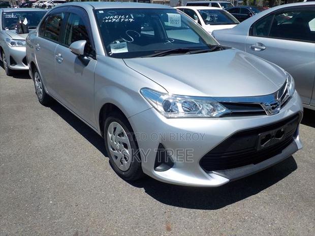Toyota Axio 2021 Silver