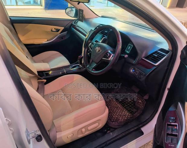 Toyota Premio 2018 Pearl