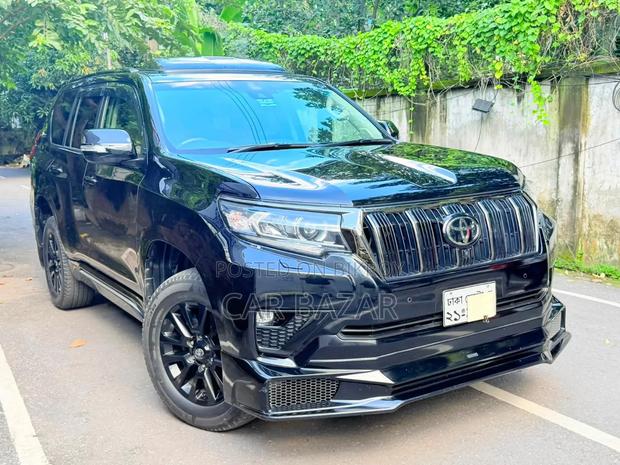 Toyota Land Cruiser Prado 2.7 2022 Black