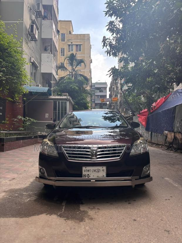 Toyota Premio 2014 Maroon