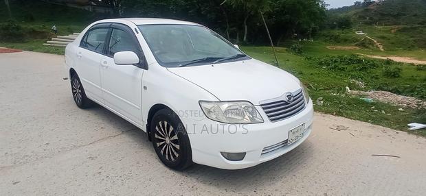Toyota Corolla 2006 White
