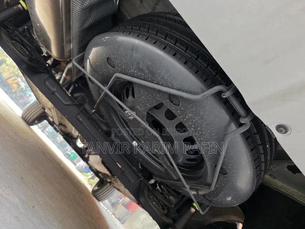 New Nissan Kicks SV 2023 Gray