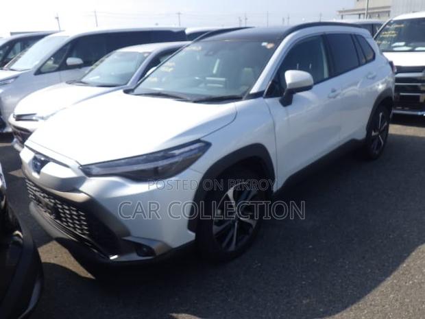 Toyota Corolla Cross Hybrid 2023 Pearl