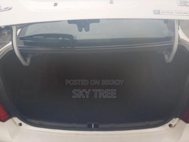 Toyota Axio 2021 Pearl