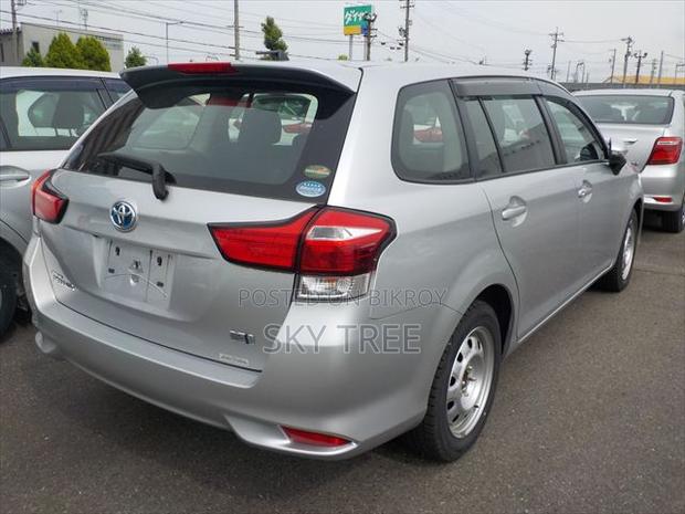 Toyota Axio 2021 Silver