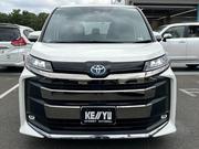 Toyota Noah 2022 Pearl for sale